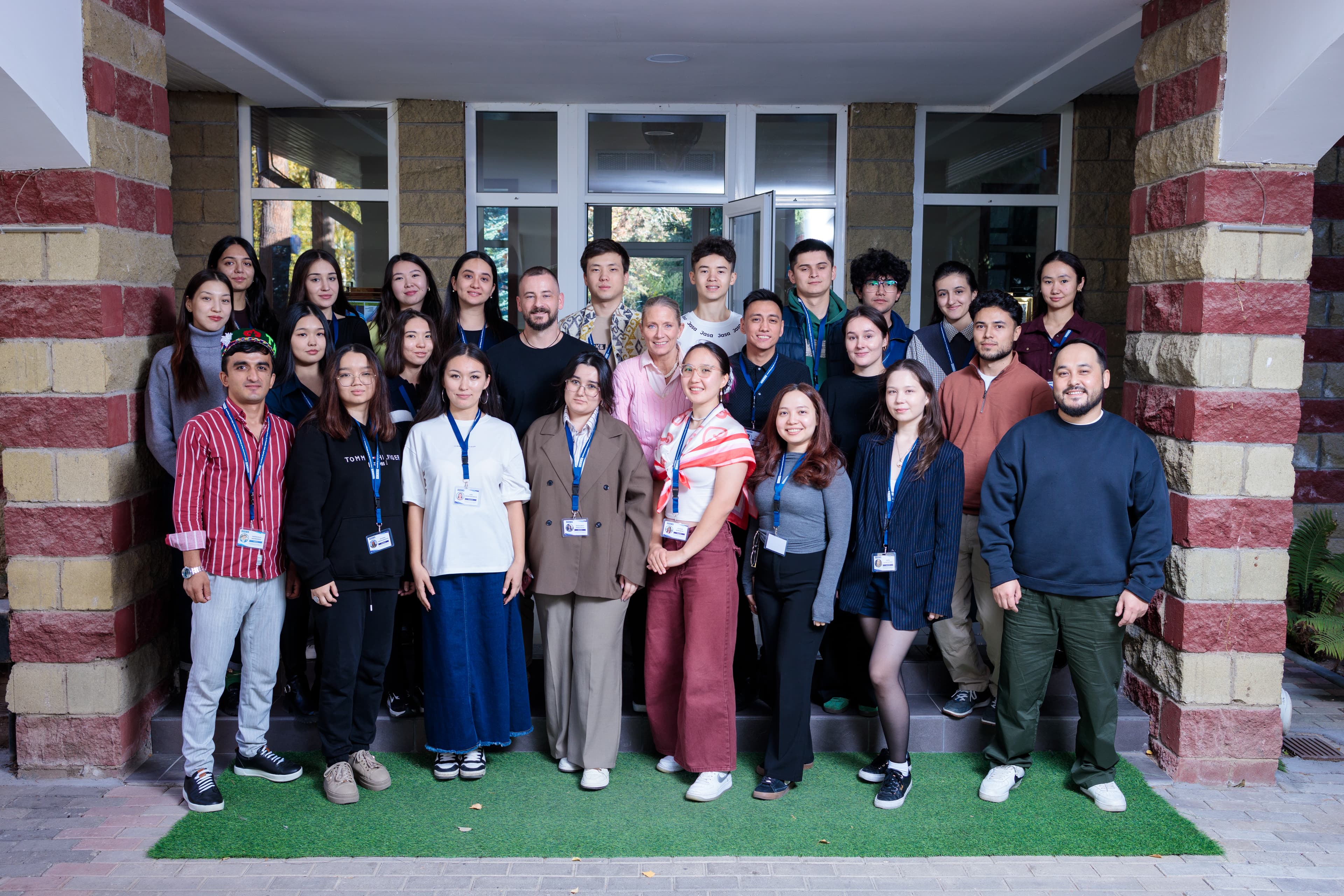 OSCE forum participants group photo